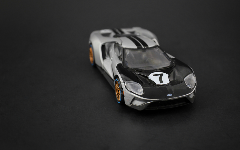 Illustration for article titled Greenlight's Heritage edition Ford GT